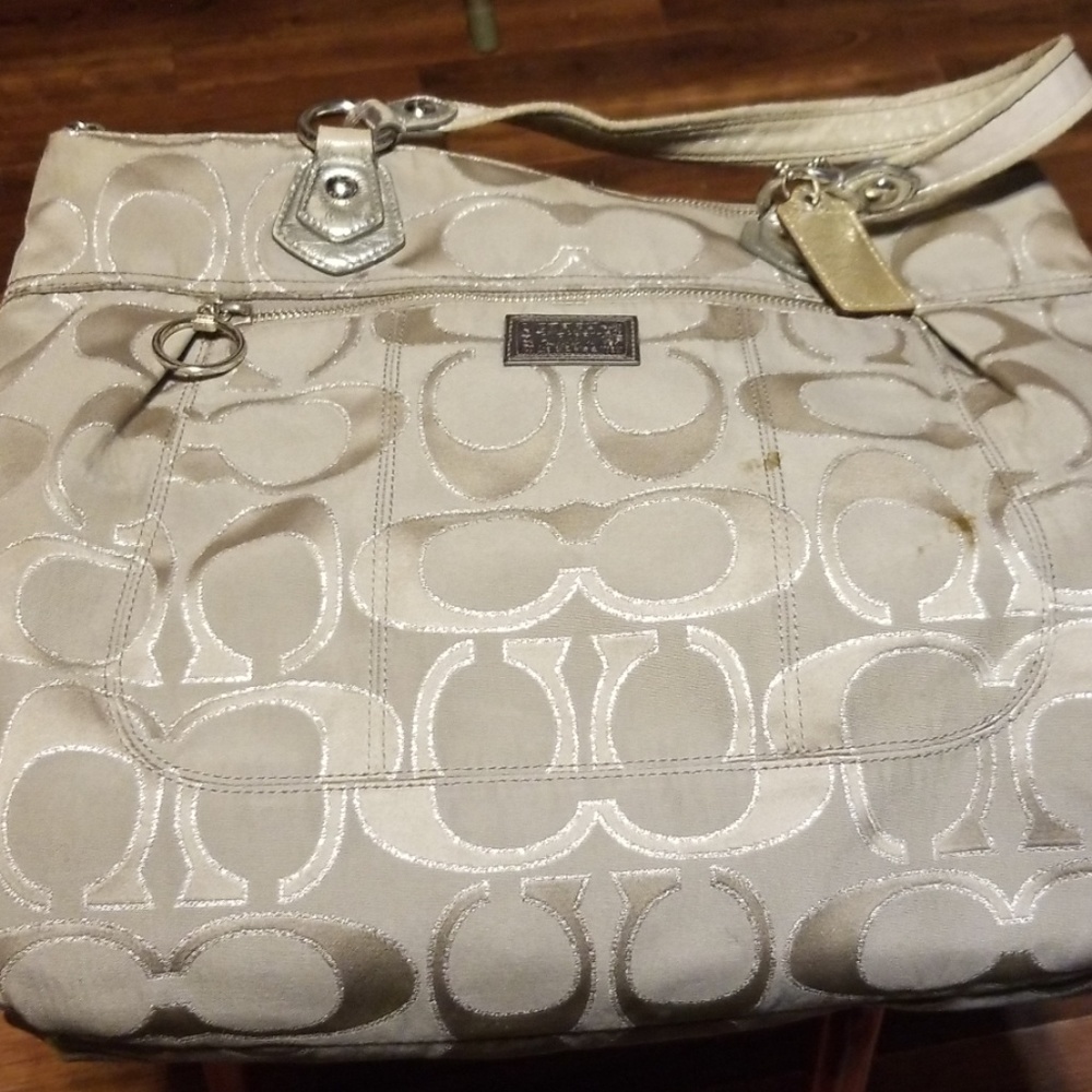 Handbag